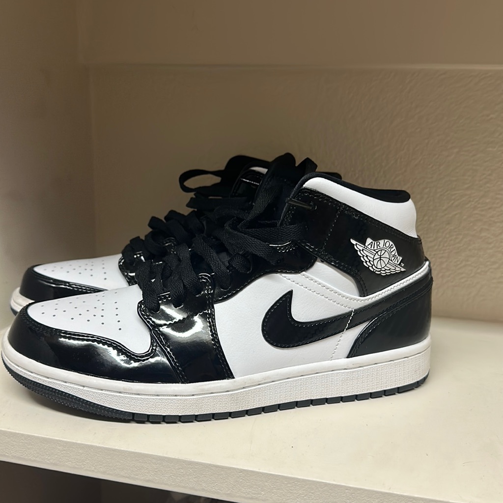 Black&White Jordan 1s